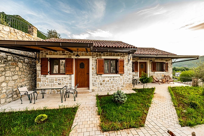 villa-rose-2.webp