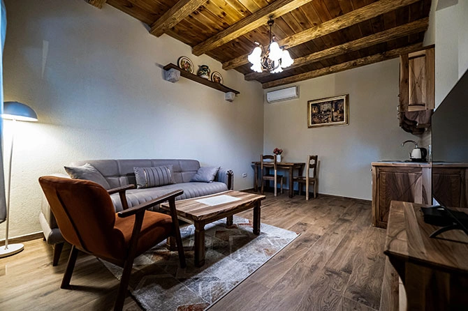 villa-rose-3.webp